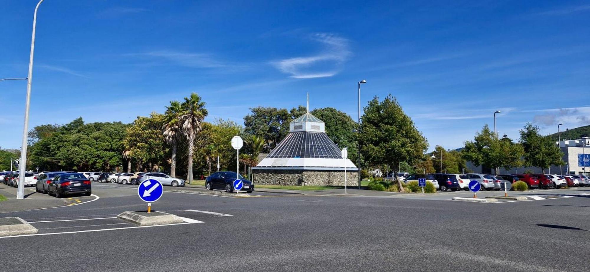 Central Modern 3-Bedroom,3- Bathroom House With Patio And Carpark- Lower Hutt City Centre Экстерьер фото